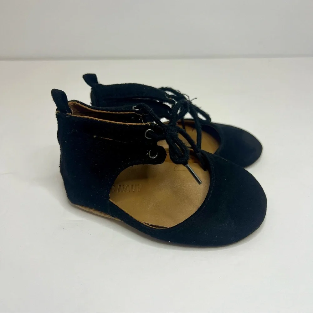 Old Navy Black Suede Lace-Up Shoes Size 18-24 Months Baby Toddler Soft Dressy